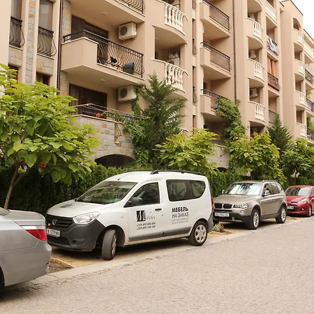 Cascadas 16/a43 Apartament *
